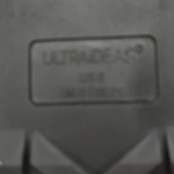 Red  faux fur lined slippers  Sz 8 NWT - Picture 6 of 7